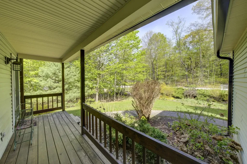 19801 Oak Avenue Almira Township MI 49650