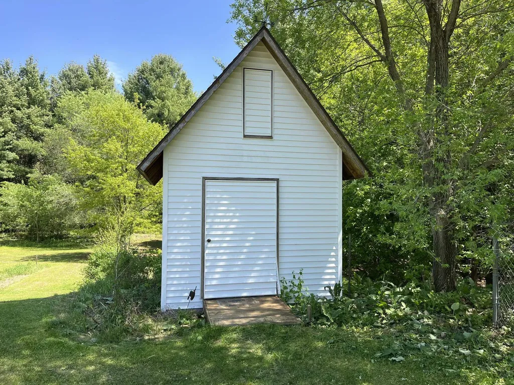 2510 E Silver Lake Road N Garfield Charter Township MI 49685