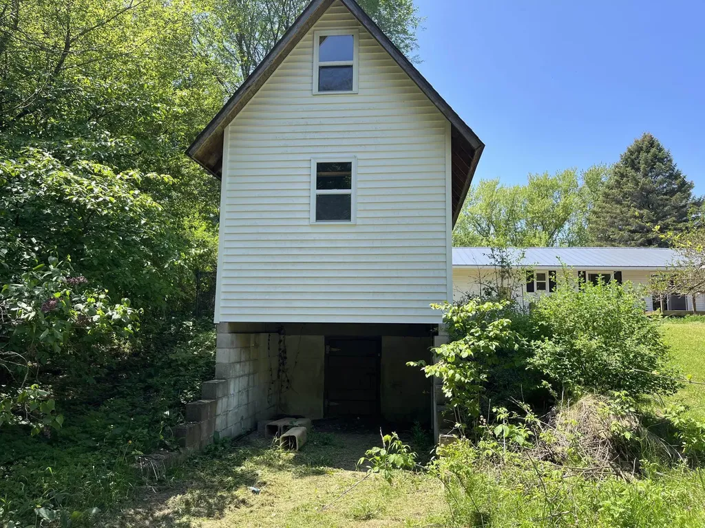 2510 E Silver Lake Road N Garfield Charter Township MI 49685