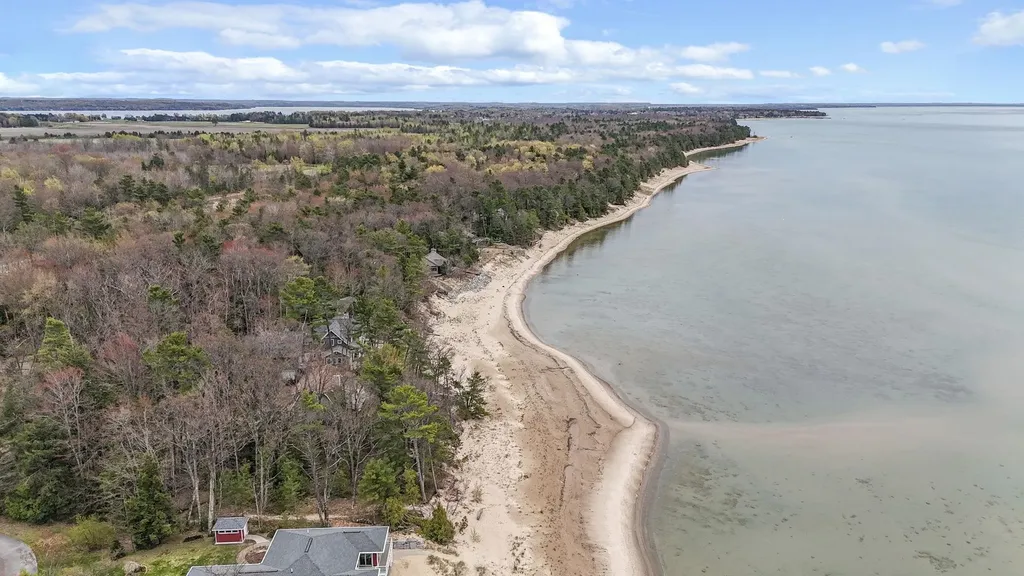6831 E Harbor Drive Elk Rapids Township MI 49629