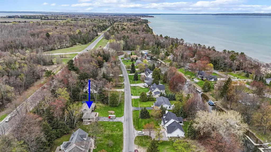 6831 E Harbor Drive Elk Rapids Township MI 49629