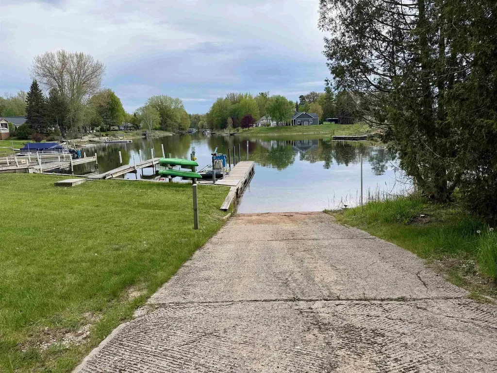 6831 E Harbor Drive Elk Rapids Township MI 49629