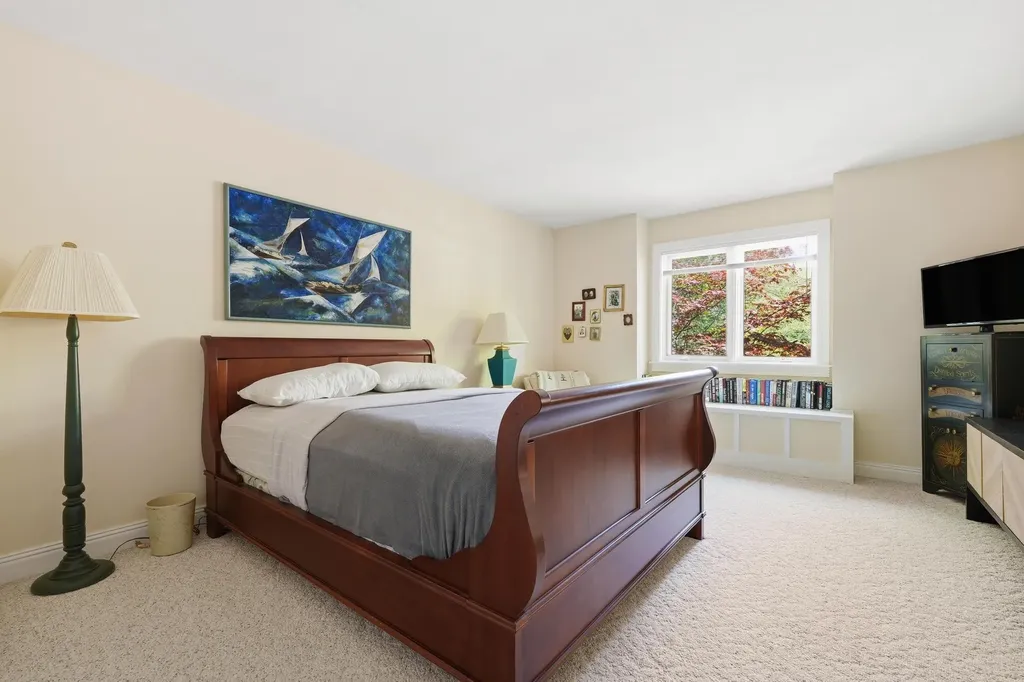 10481 S Monaco Way Elmwood Charter Township MI 49684