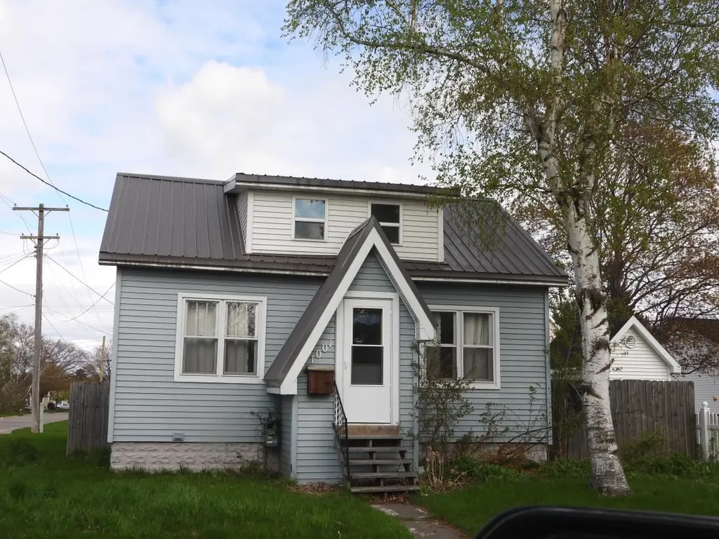 1001 Augusta Street Sault Ste. Marie City MI 49738