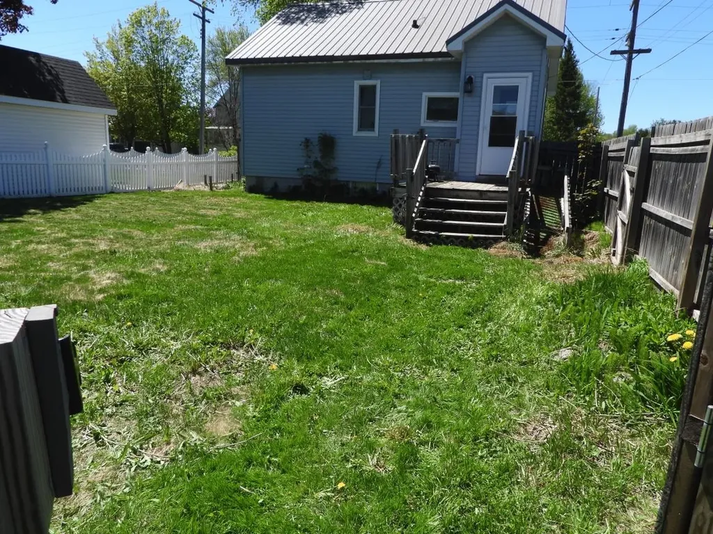 1001 Augusta Street Sault Ste. Marie City MI 49783
