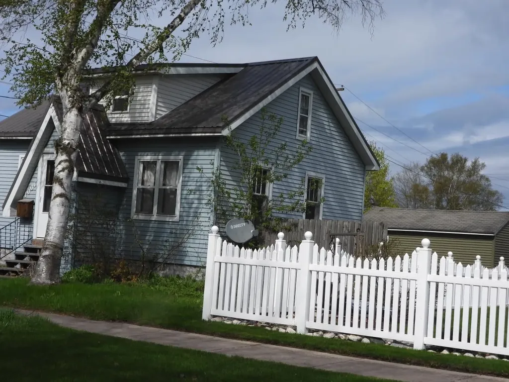 1001 Augusta Street Sault Ste. Marie City MI 49738