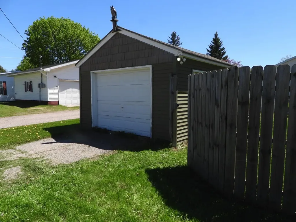 1001 Augusta Street Sault Ste. Marie City MI 49783