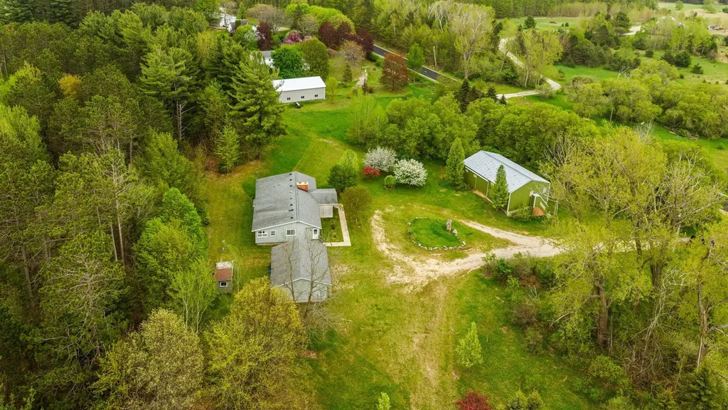 2631 Sparling Road Paradise Township MI 49649