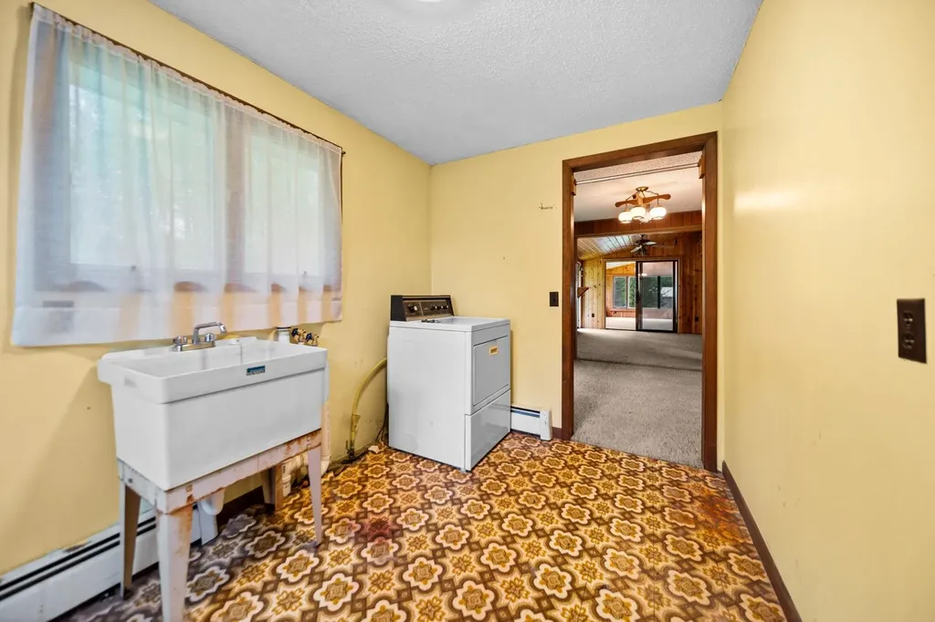 2631 Sparling Road Paradise Township MI 49649