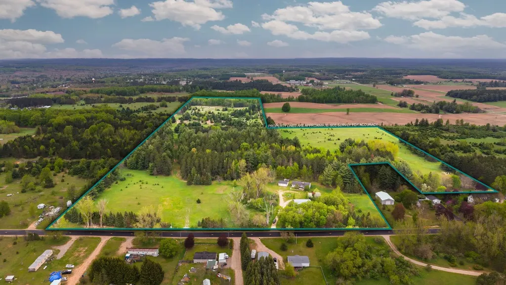 2631 Sparling Road Paradise Township MI 49649