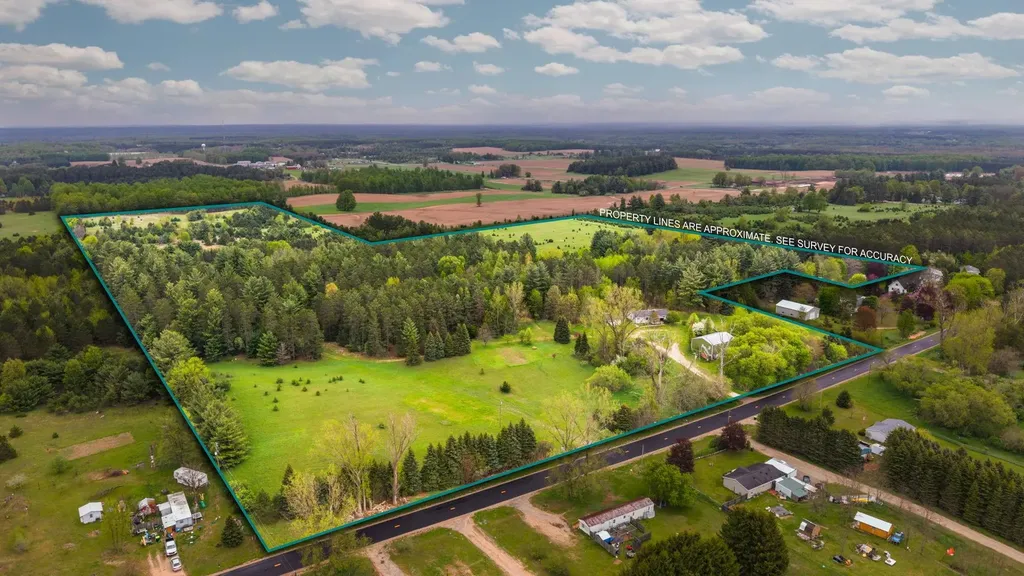 2631 Sparling Road Paradise Township MI 49649