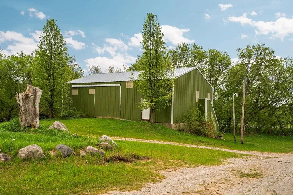 2631 Sparling Road Paradise Township MI 49649