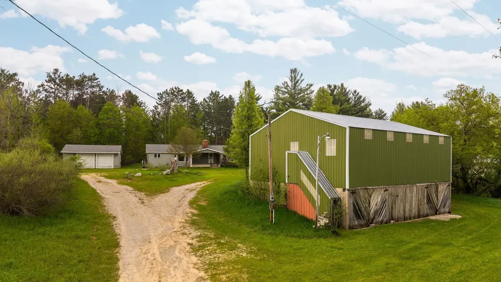 2631 Sparling Road Paradise Township MI 49649