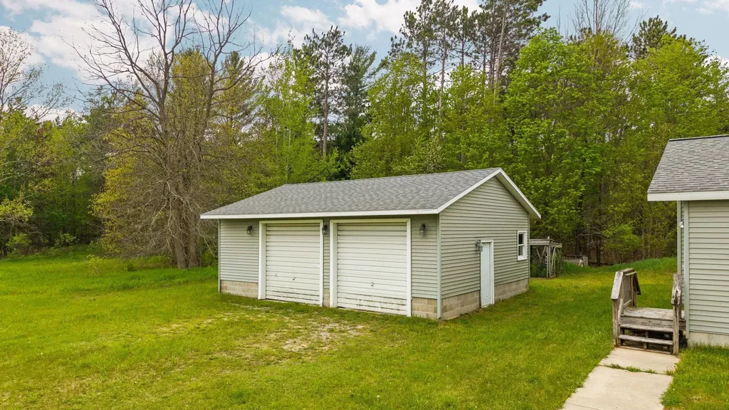 2631 Sparling Road Paradise Township MI 49649