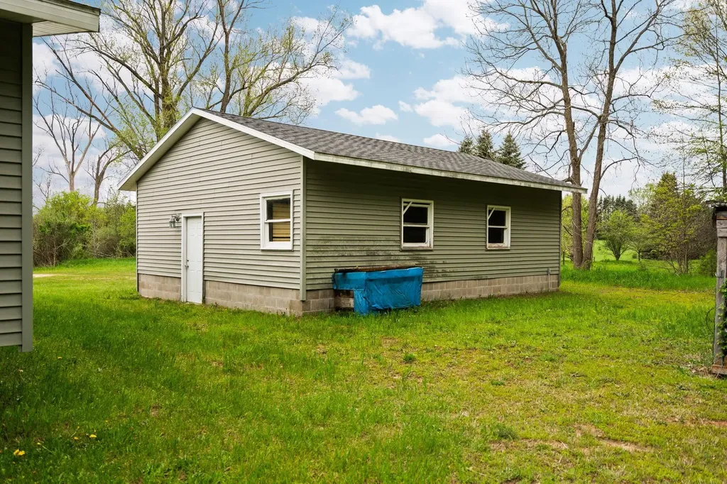 2631 Sparling Road Paradise Township MI 49649