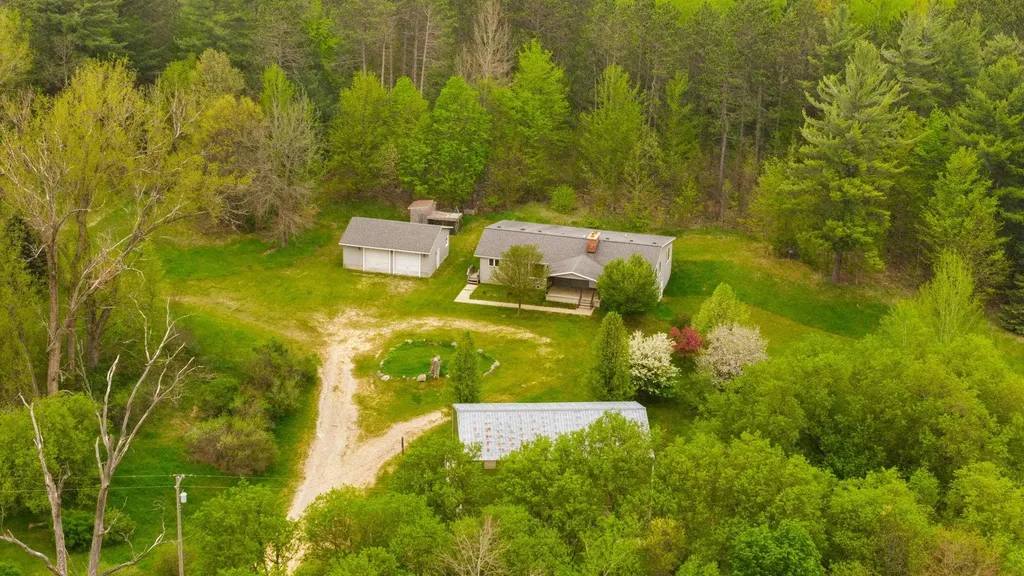 2631 Sparling Road Paradise Township MI 49649