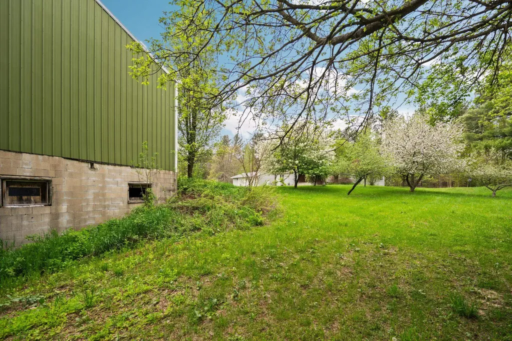2631 Sparling Road Paradise Township MI 49649
