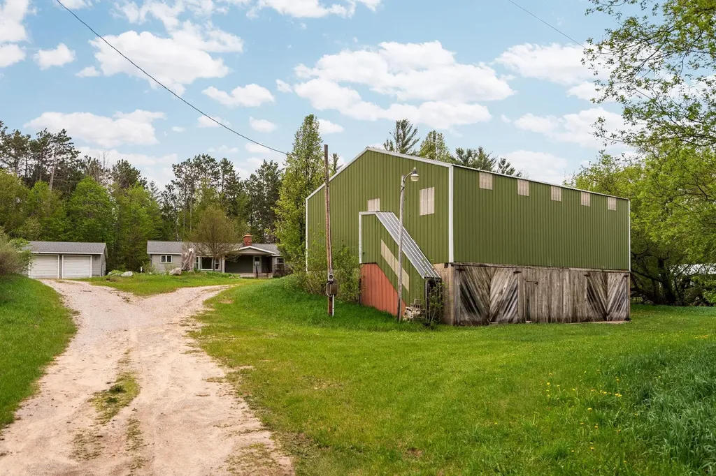 2631 Sparling Road Paradise Township MI 49649