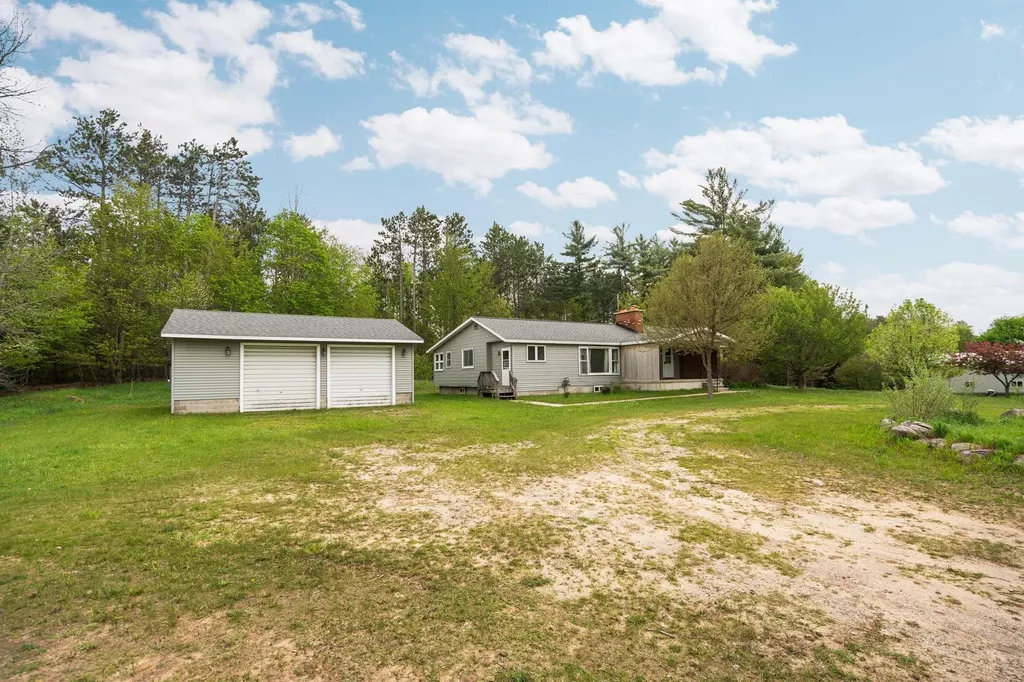 2631 Sparling Road Paradise Township MI 49649