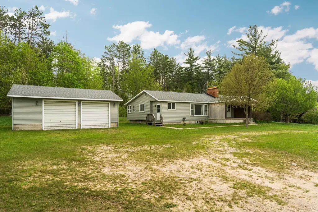 2631 Sparling Road Paradise Township MI 49649