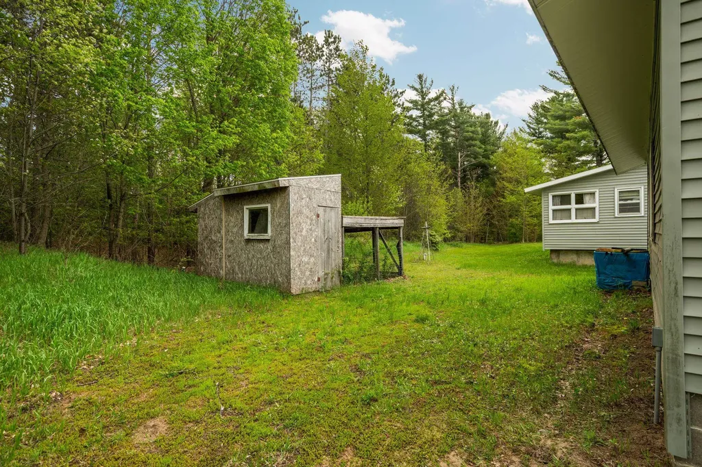 2631 Sparling Road Paradise Township MI 49649
