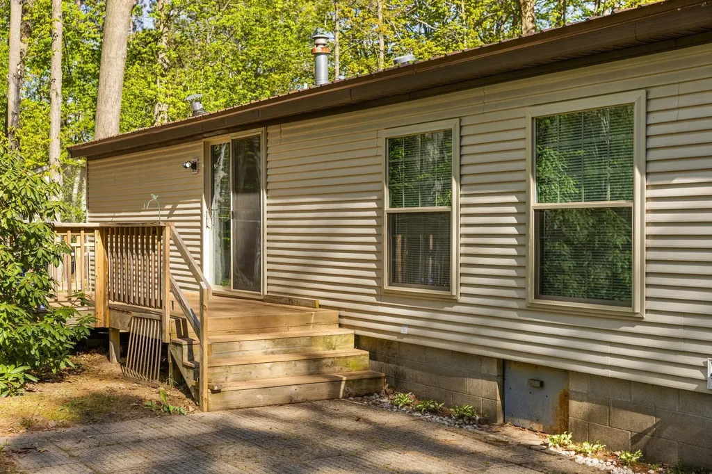 10908 Vans Lane Fife Lake Township MI 49633