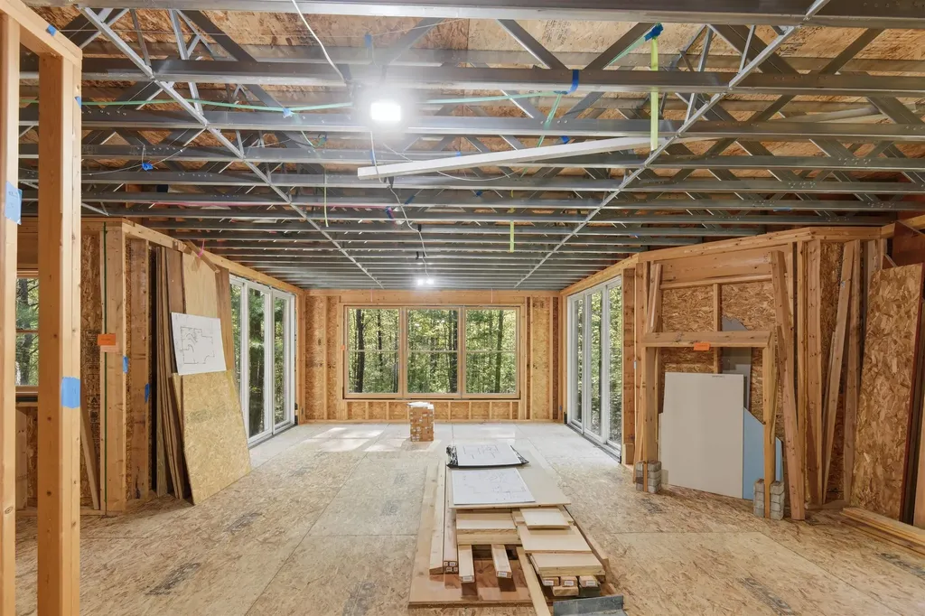 2088 E Higgins Lake Drive Gerrish Township MI 48653