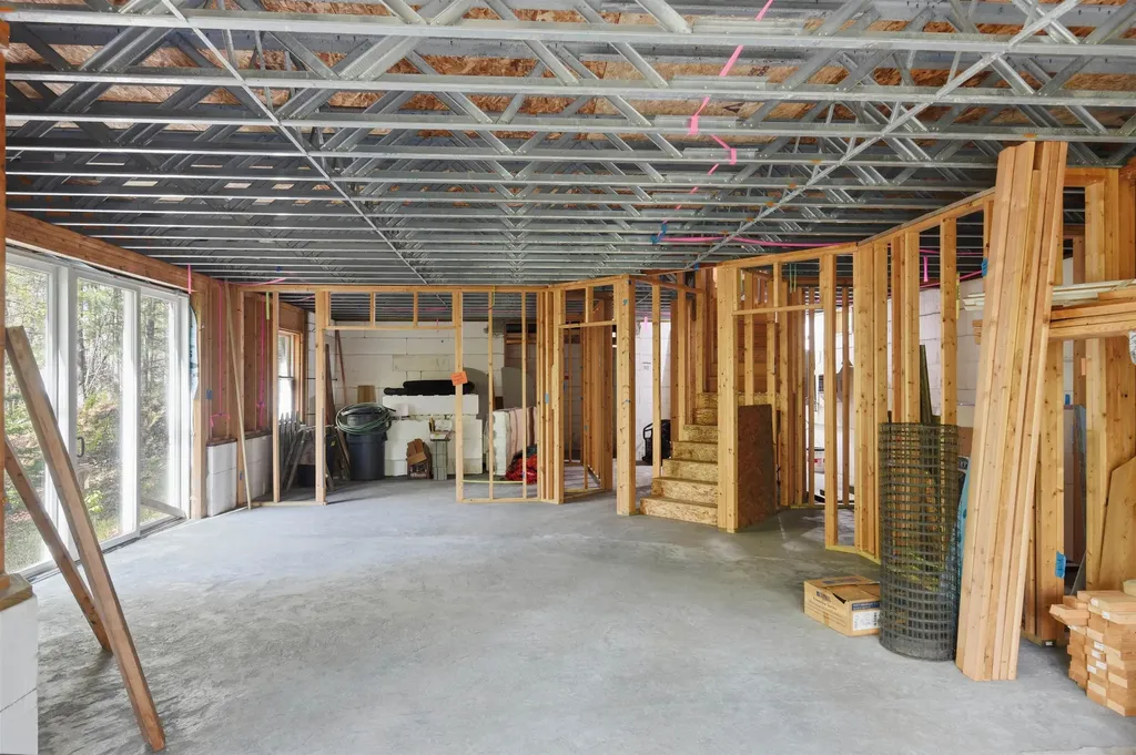 2088 E Higgins Lake Drive Gerrish Township MI 48653