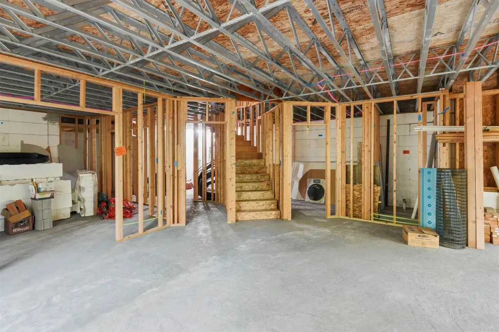 2088 E Higgins Lake Drive Gerrish Township MI 48653