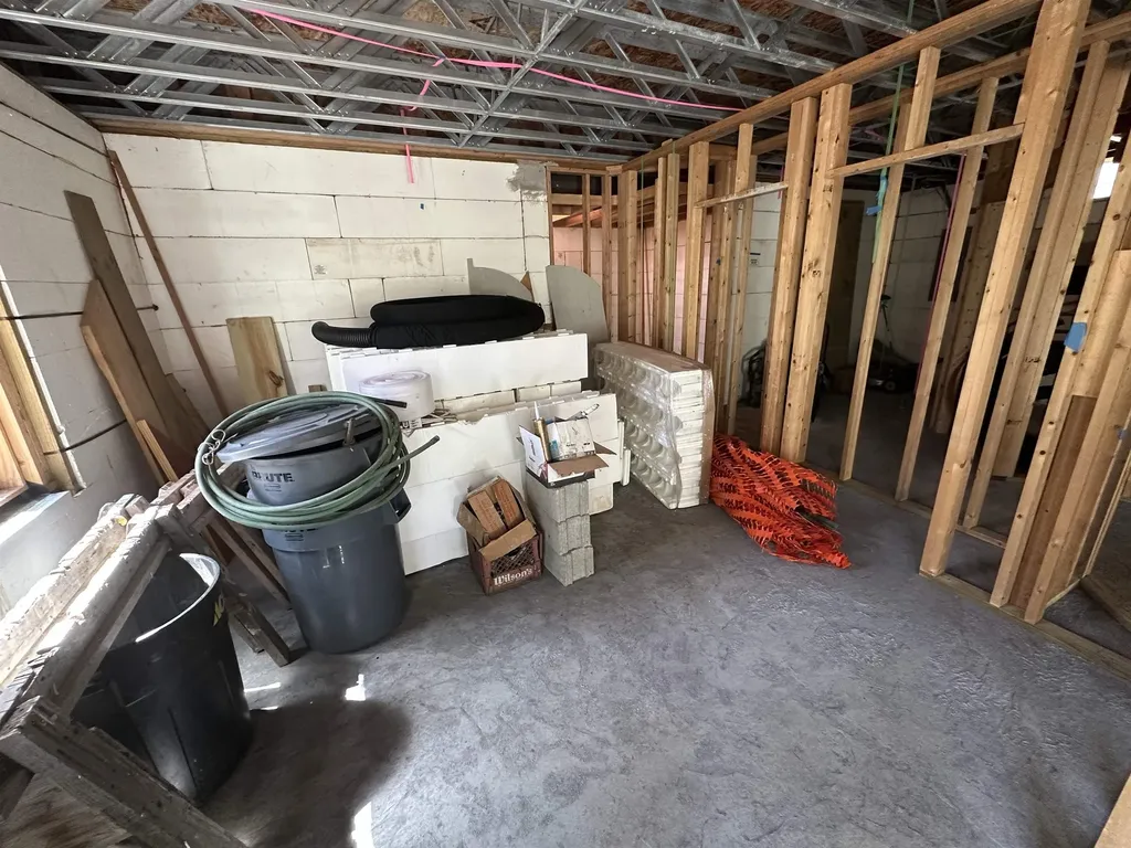 2088 E Higgins Lake Drive Gerrish Township MI 48653