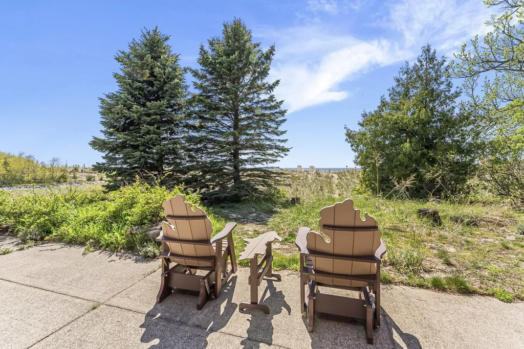 16560 Starke Road Arcadia Township MI 49613