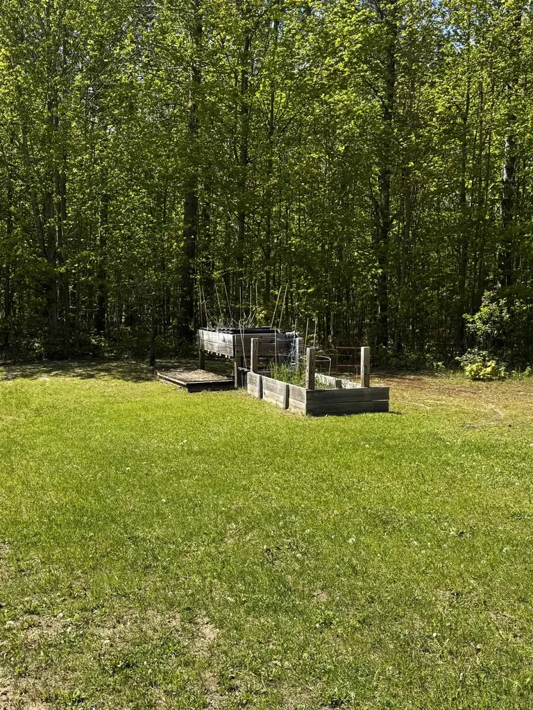7488 Traverse Road Colfax Township MI 49683