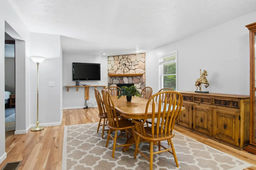 7488 Traverse Road Colfax Township MI 49683