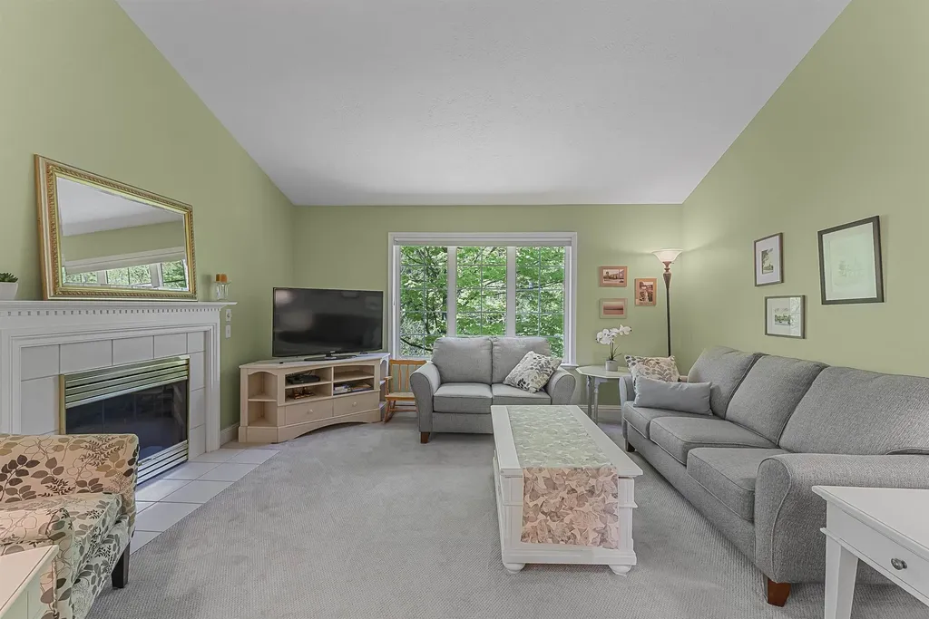 12040 S Elk Run Elmwood Charter Township MI 49684
