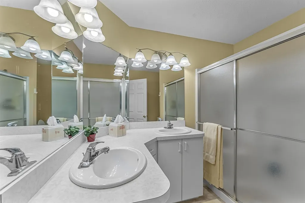 12040 S Elk Run Elmwood Charter Township MI 49684
