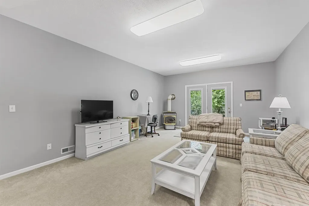 12040 S Elk Run Elmwood Charter Township MI 49684