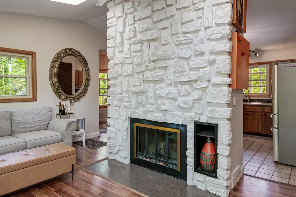 4418 Hampshire Drive Acme Township MI 49690