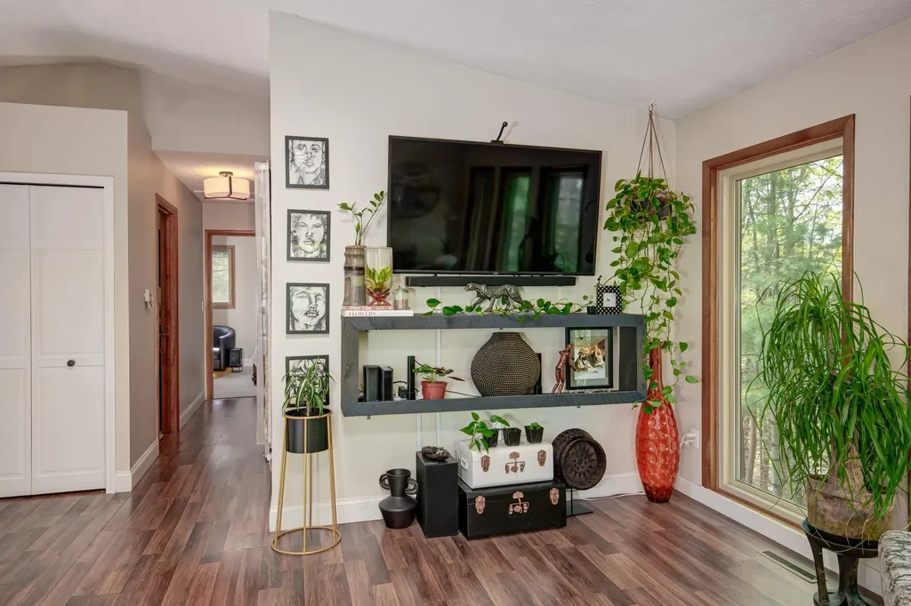 4418 Hampshire Drive Acme Township MI 49690