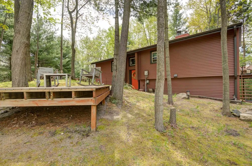 4418 Hampshire Drive Acme Township MI 49690