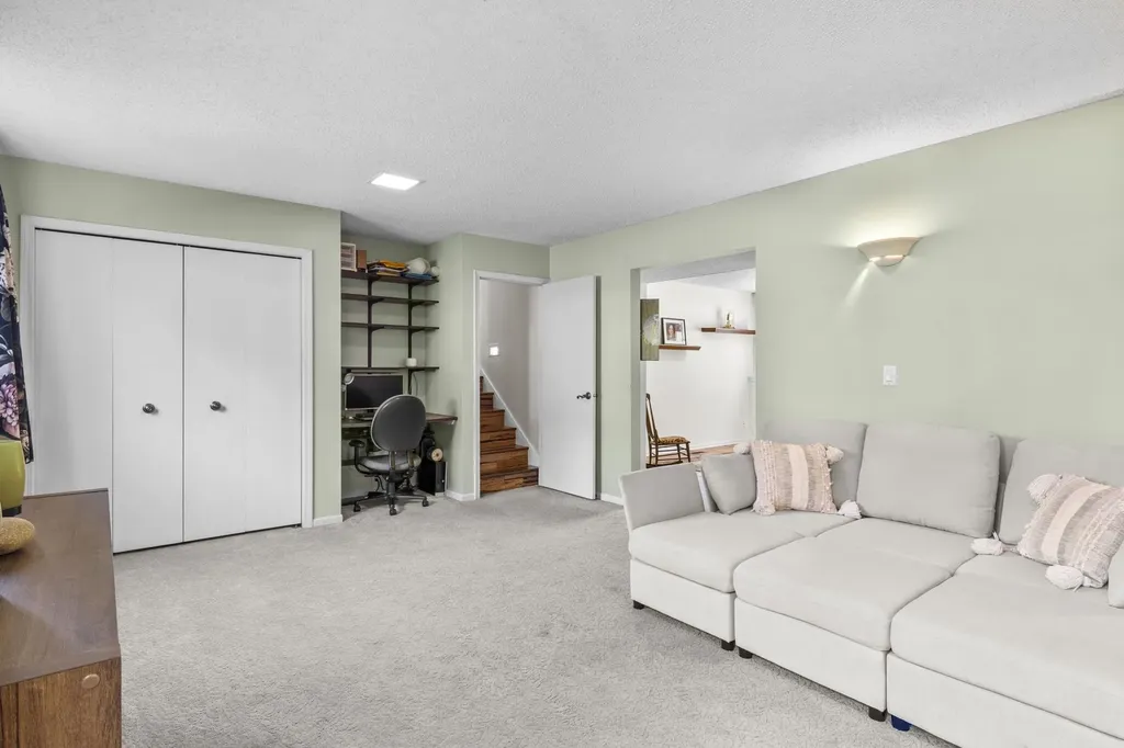 7923 S Shoreside Elmwood Charter Township MI 49684
