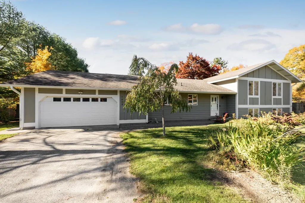 7923 S Shoreside Elmwood Charter Township MI 49684
