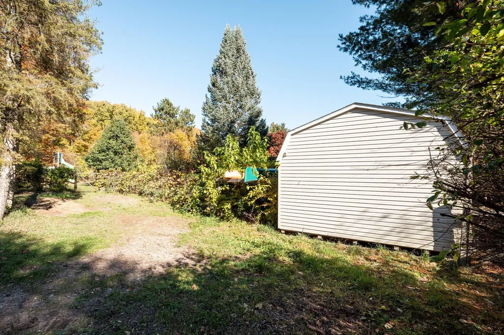 7923 S Shoreside Elmwood Charter Township MI 49684