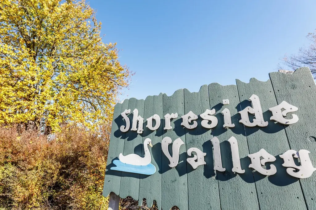 7923 S Shoreside Elmwood Charter Township MI 49684