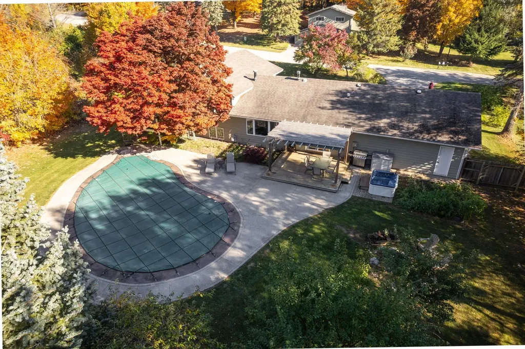 7923 S Shoreside Elmwood Charter Township MI 49684