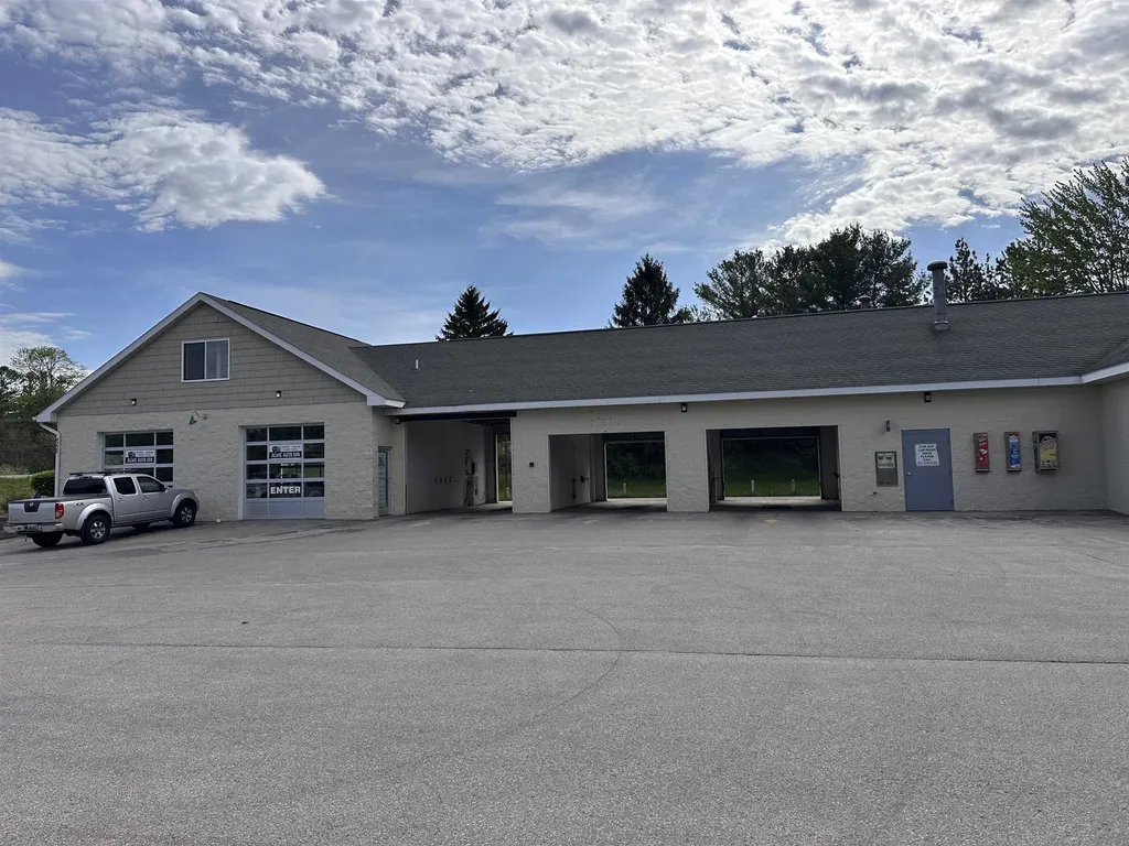 4220 E M 72 Acme Township MI 49690