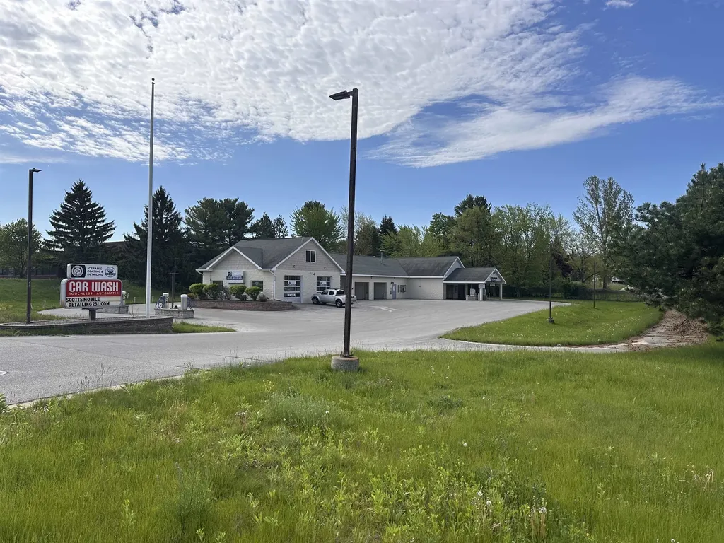 4220 E M 72 Acme Township MI 49690