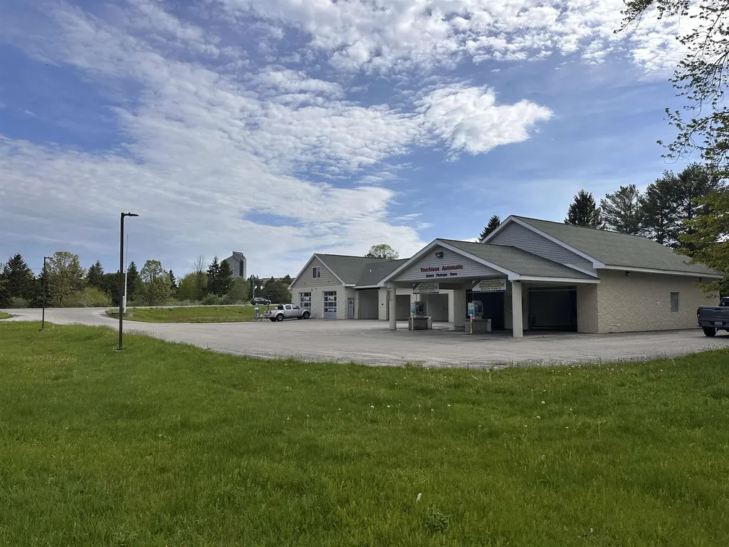 4220 E M 72 Acme Township MI 49690