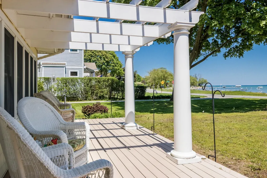 340 S East Bay Boulevard Traverse City City MI 49686