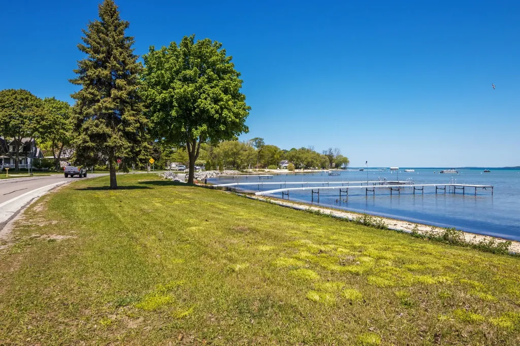 340 S East Bay Boulevard Traverse City City MI 49686