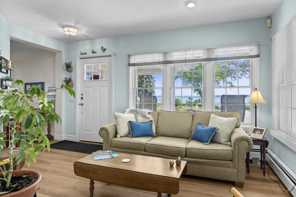 340 S East Bay Boulevard Traverse City City MI 49686
